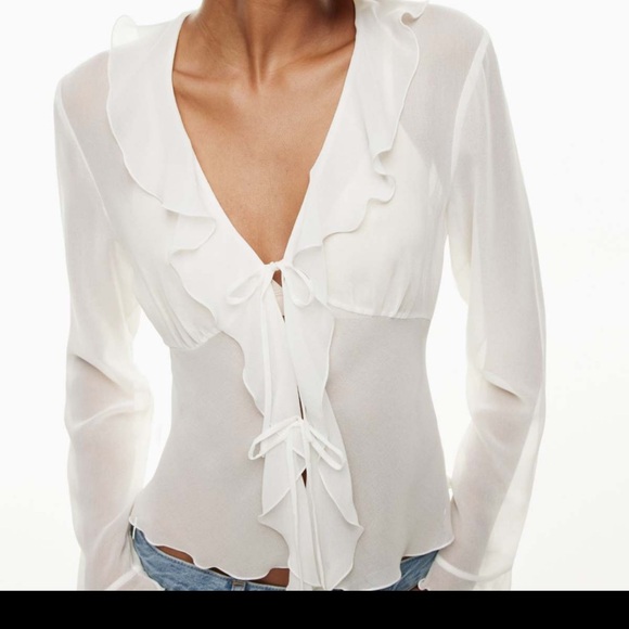 Wilfred Frenchy Blouse size medium in White- Aritzia - Picture 9 of 14